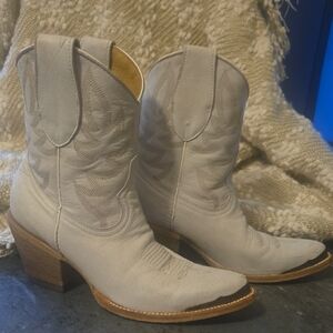 Stylish Gray Western Boots. Like Brand New Worn For A Dance